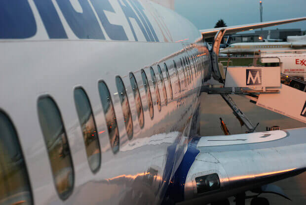 airplane windows - featured image for article on children afraid of flying