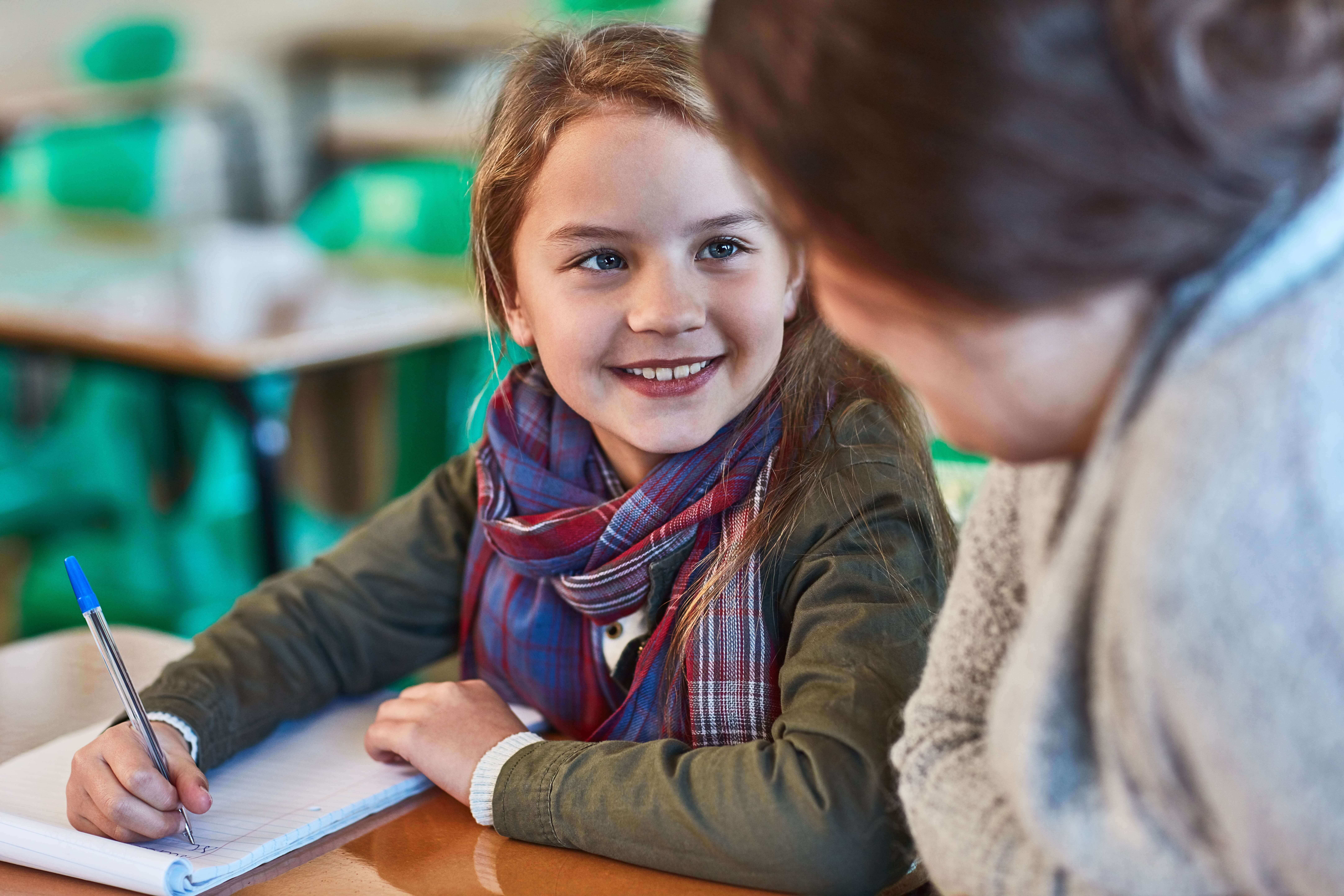 student-learning-with-tutor
