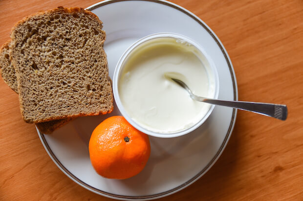 bread and yogurt - teach kids dairy fermentation article featured image